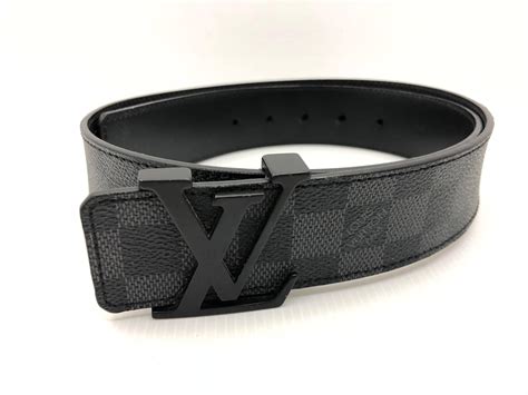 v louis vuitton belt